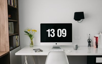 Choosing the Best Web Hosting Provider: Key Considerations for Performance and Reliability